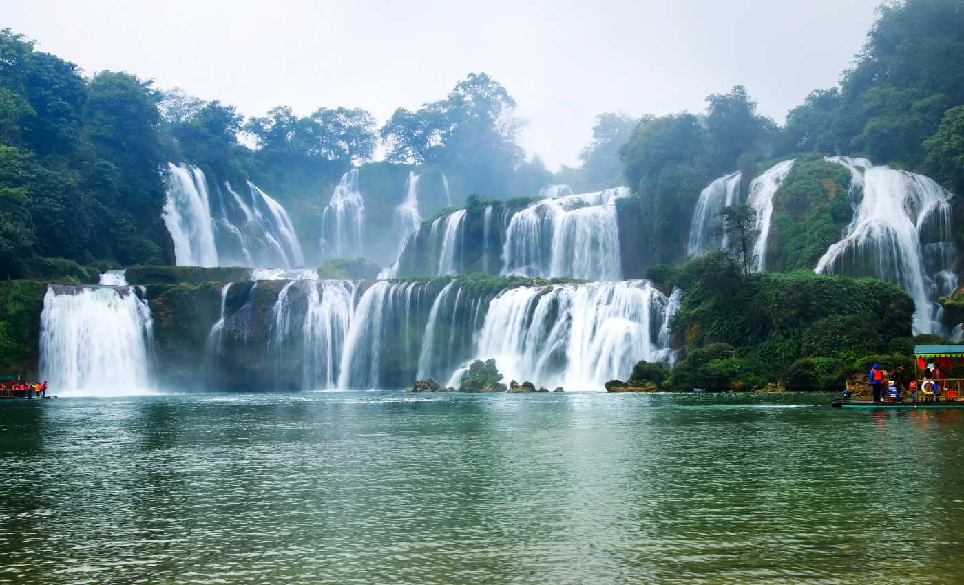 Detian Waterfall in Vietnam