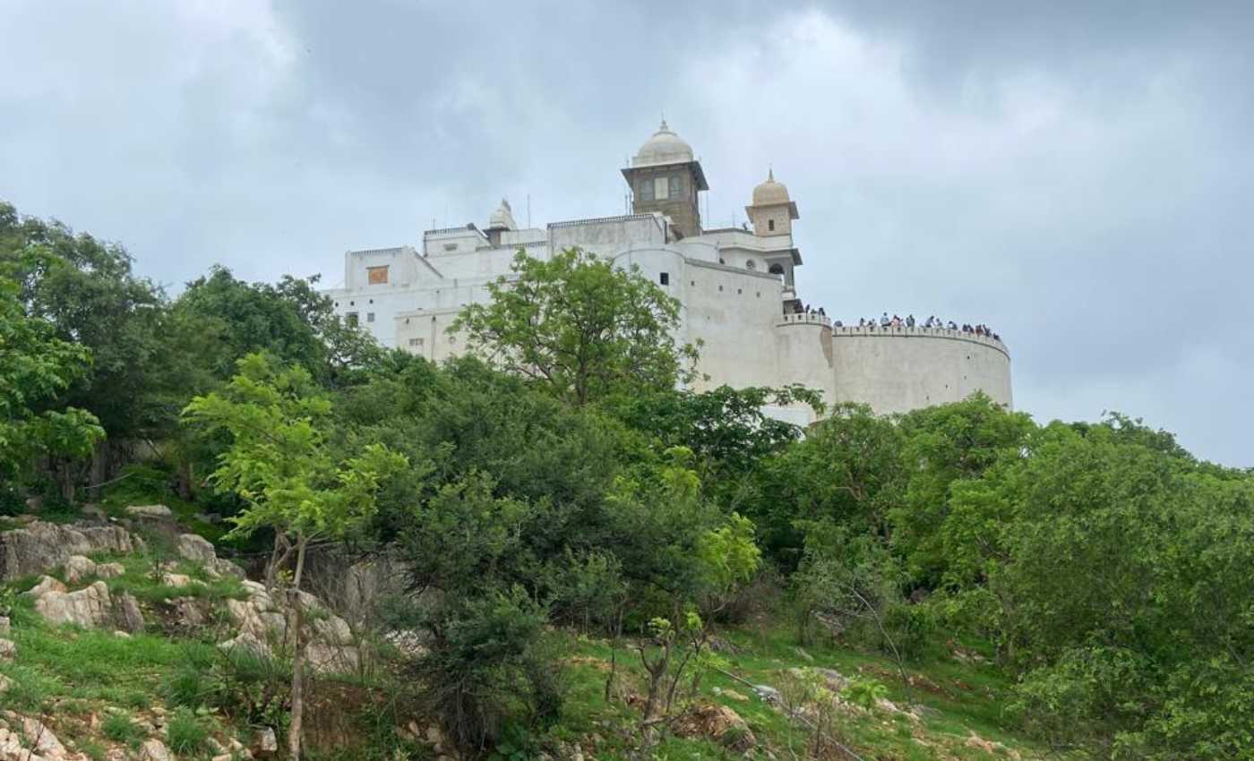 sajjangarh monsoon palace banner image